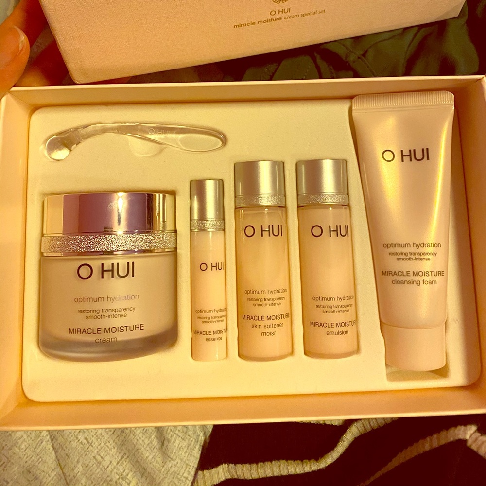 O Hui Miracle moisture cream special set
